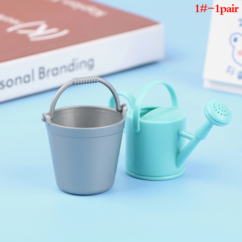 Gardening Tool - 2 ピース/セットプラスチックドールハウスミニチュアバケツじょうろモデル植物散水ツール家庭菜園の装飾子供のおもちゃミニ家具