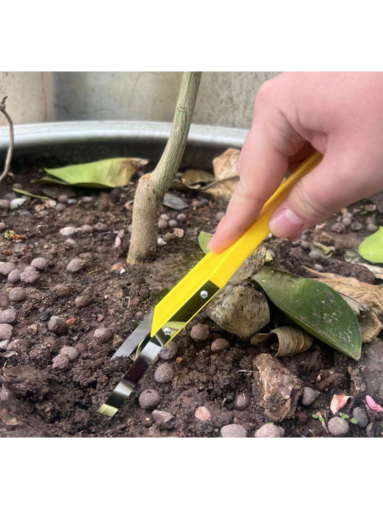 耐久性のあるプラスチック製手動除草器、V字型ヘッド付き、庭の - Weed Puller のレビューと価格